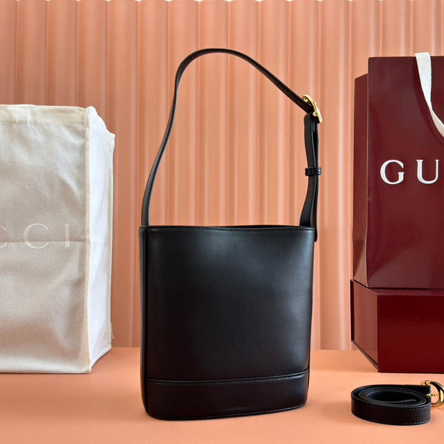 73 SMALL BUCKET BAG 20 IN BLACK SMOOTH CALFSKIN