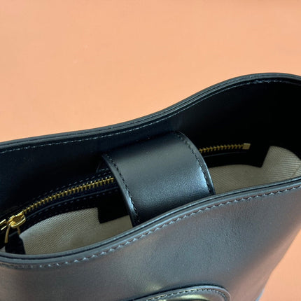 73 SMALL BUCKET BAG 20 IN BLACK SMOOTH CALFSKIN