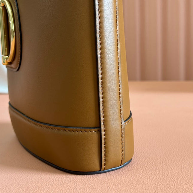 73 SMALL BUCKET BAG 20 IN BROWN SMOOTH CALFSKIN