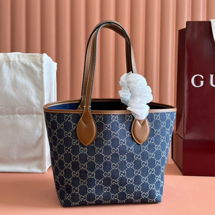 SMALL TOTISSIMA REVERSIBLE TOTE 22 IN DARK BLUE DENIM ONE SIDE BLUE SUEDE