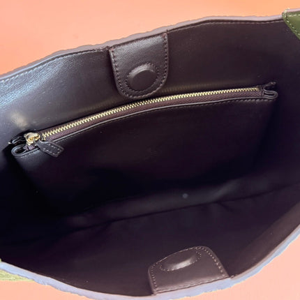 MEDIUM B SHOULDER BAG 42 IN DARK GREEN GG SUEDE