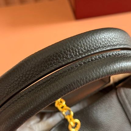 MEDIUM SOFTBIT MAXI SHOULDER BAG 27.5 IN BLACK GRAINY LAMBSKIN