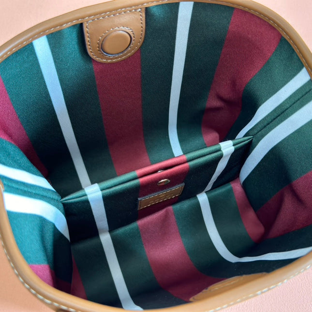 EMBLEM SMALL BUCKET BAG 19 IN BROWN SMOOTH CALFSKIN