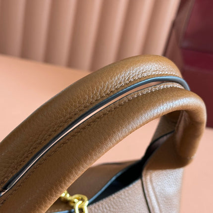 MEDIUM SOFTBIT MAXI SHOULDER BAG 27.5 IN BROWN GRAINY LAMBSKIN