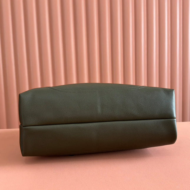 SOFTBIT MAXI SHOULDER BAG 46 IN DARK GREEN GRAINY LAMBSKIN