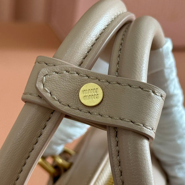 ARCADIE MATELASSÉ BAG 19 IN NUDE CALFSKIN GOLD HARDWARE