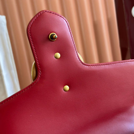 MARMONT SHOULDER BAG 31 IN RED CALFSKIN GOLD CHAIN