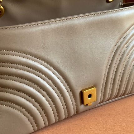 MARMONT SHOULDER BAG 31 IN BEIGE CALFSKIN GOLD CHAIN