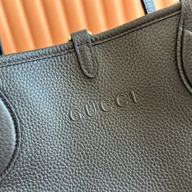 MEDIUM TOTISSIMA REVERSIBLE TOTE BAG 30 IN BLACK CALFSKIN BEIGE AND BROWN GG CANVAS ON SIDE