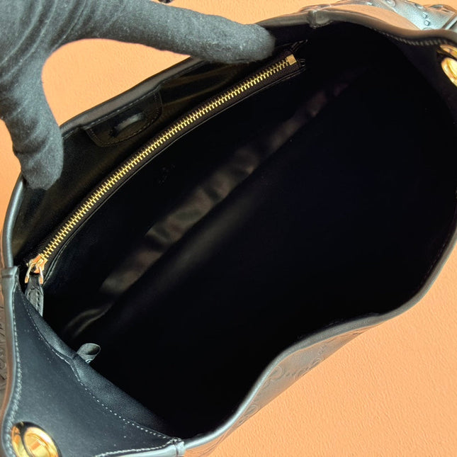 MEDIUM B SHOULDER BAG IN BLACK CALFSKIN GOLD HARDWARE