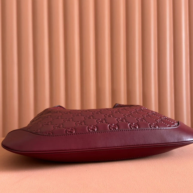 MEDIUM B SHOULDER BAG 42 IN ROSSO ANCORA RED GG EMBOSSED CALFSKIN