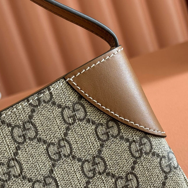 EMBLEM SMALL SHOULDER BAG 23 IN BEIGE AND BROWN GG COATED FABRIC BROWN CALFSKIN TRAP