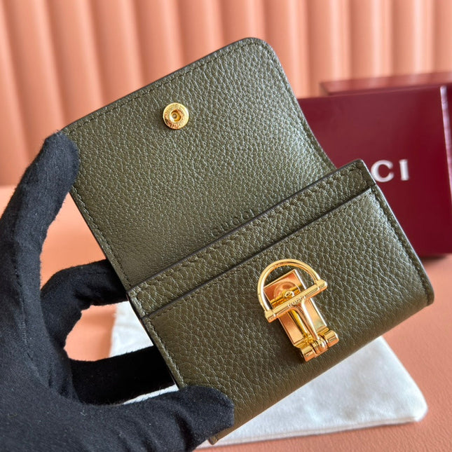 SOFTBIT CARD CASE 10.5 IN GREEN GRAINY CALFSKIN GOLD HARDWARE