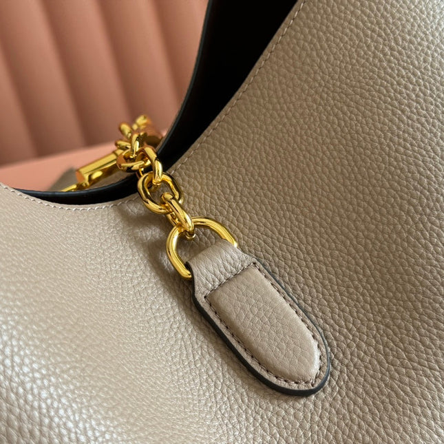 SOFTBIT MAXI SHOULDER BAG 46 IN TAUPE GRAINY LAMBSKIN