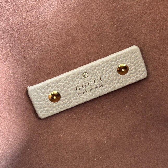 SOFTBIT MAXI SHOULDER BAG 46 IN TAUPE GRAINY LAMBSKIN