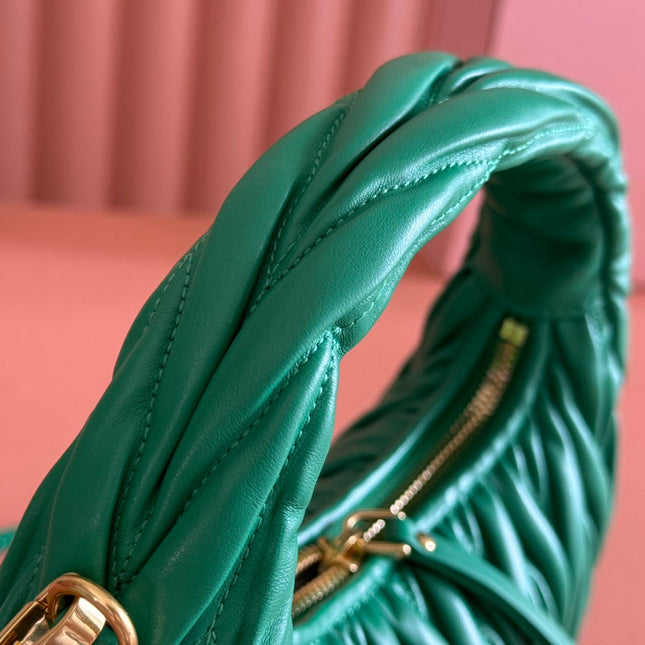 WANDER MATELASSÉ HANDBAG 23 IN PINE GREEN LAMBSKIN
