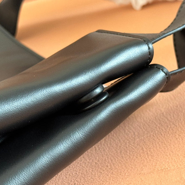 LARGE HOBO TOTE BAG 46 IN BLACK CALFSKIN