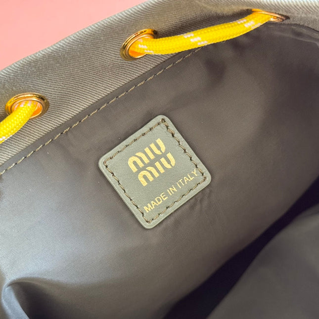 GABADINE POUCH 22.5 IN OLIVE GREEN CANVAS YELLOW DRAWSTRING