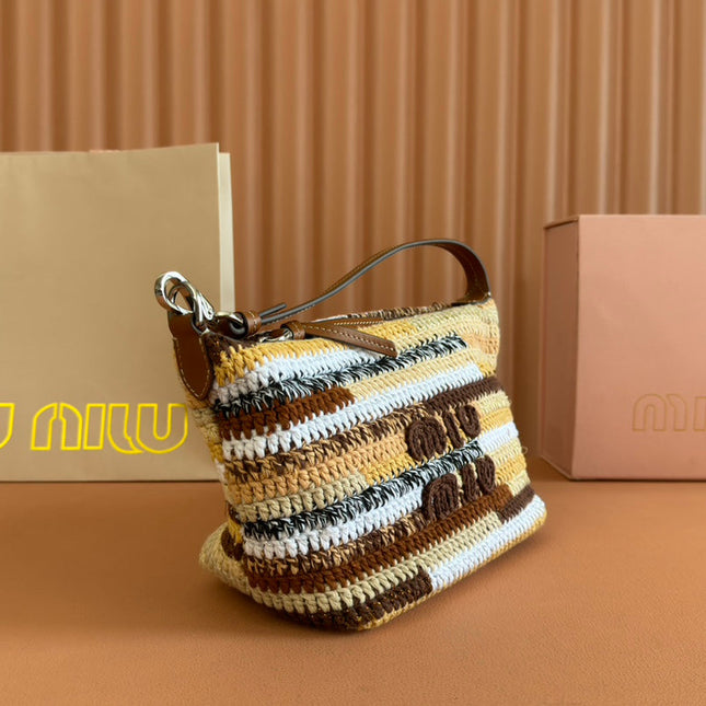 CROCHET SHOULDER BAG 25.5 NATURAL COLOUR-BLOCK WOOL WITH BROWN STRAP CALFSKIN