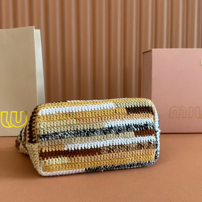 CROCHET SHOULDER BAG 25.5 NATURAL COLOUR-BLOCK WOOL WITH BROWN STRAP CALFSKIN