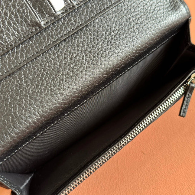 LONG CARD 19 BLACK IN CALFSKIN CASE WITH GUCCI LOGO