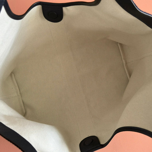 GUCCI GIGLIO LARGE TOTE BAG 60 IN BLUE AND WHITE GG DENIM