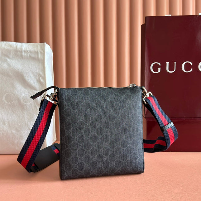 GG SUPREME MESSENGER BAG 23 IN BLACK COATED CANVAS
