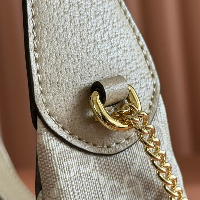 GG SUPREME SHOULDER BAG 22 CREAM IN CANVAS GOLD HARDWARE