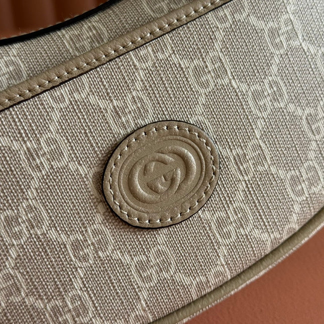 GG SUPREME SHOULDER BAG 22 CREAM IN CANVAS GOLD HARDWARE