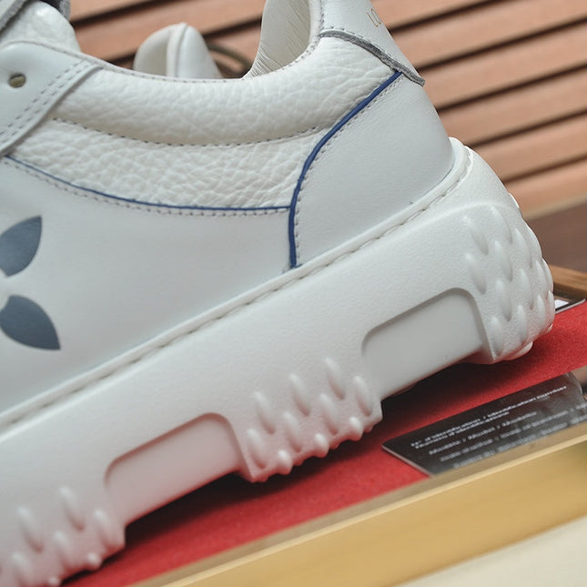 LV TRAINER WHITE MIX GREY CALFSKIN