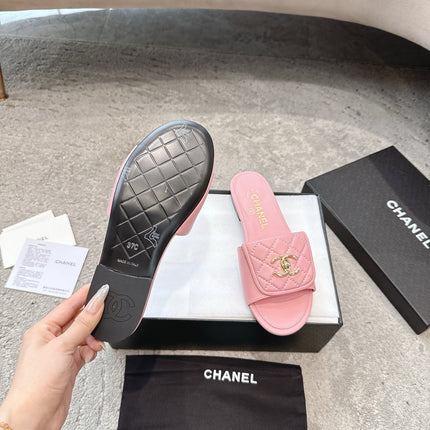 PLATFORM SLIPPERS LOGO IN LIGHT PINK LAMBSKIN