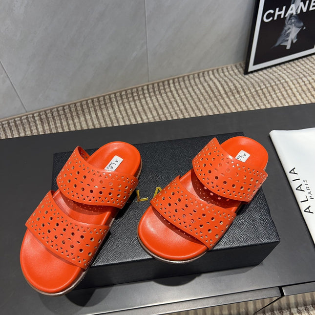 ALAIA CHUNKY TWO-STRAP SLIDES 25S IN ORANGE CALFSKIN