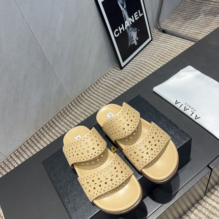 ALAIA CHUNKY TWO-STRAP SLIDES 25S IN BEIGE CALFSKIN