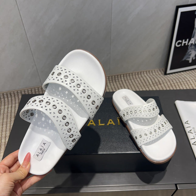 ALAIA DOUBLE-STRAP SANDALS 25S IN WHITE CALFSKIN