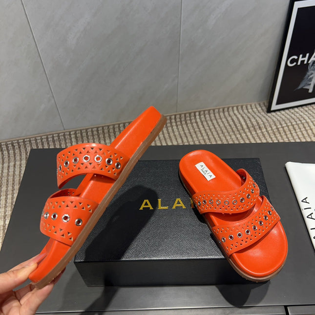 ALAIA DOUBLE-STRAP SANDALS 25S IN ORANGE CALFSKIN