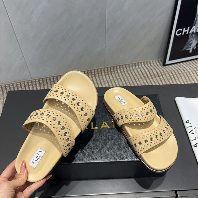 ALAIA DOUBLE-STRAP SANDALS 25S IN BEIGE CALFSKIN
