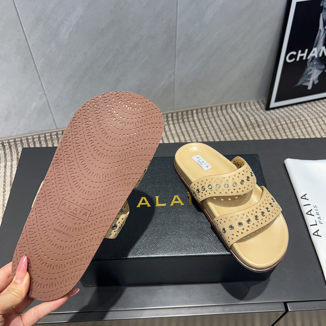 ALAIA DOUBLE-STRAP SANDALS 25S IN BEIGE CALFSKIN