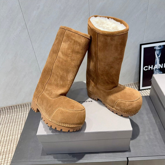 BALENCIAGA 25S BOOTS PLATFORM HEEL IN BROWN SUEDE STYLE 4