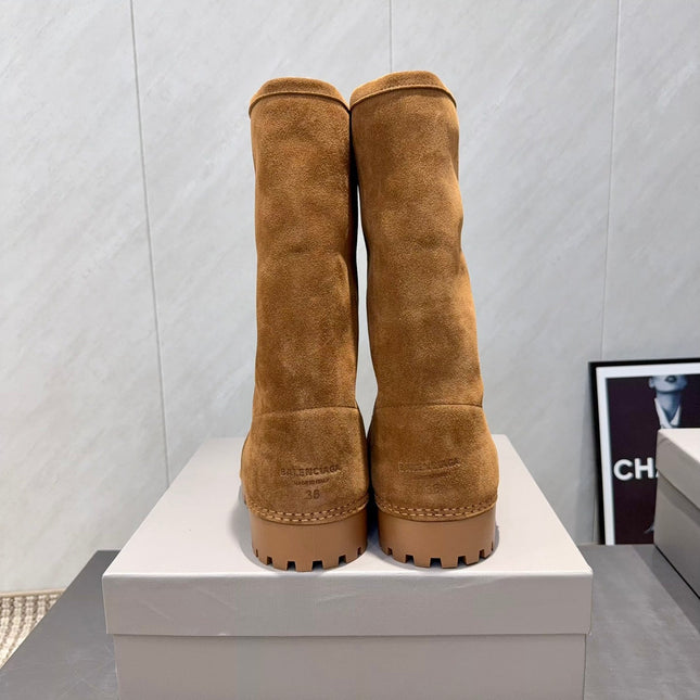 BALENCIAGA 25S BOOTS PLATFORM HEEL IN BROWN SUEDE STYLE 4