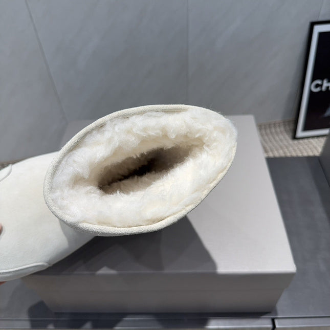 BALENCIAGA 25S LOW ANKLE BOOTS PLATFORM HEEL IN WHITE SUEDE STYLE 2