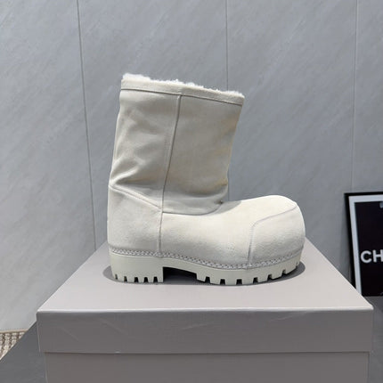BALENCIAGA 25S LOW ANKLE BOOTS PLATFORM HEEL IN WHITE SUEDE STYLE 2