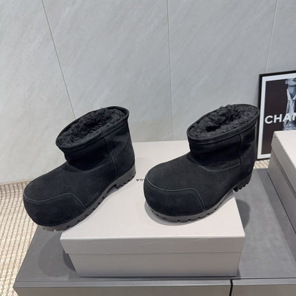 BALENCIAGA 25S LOW ANKLE BOOTS PLATFORM HEEL IN BLACK SUEDE STYLE 8