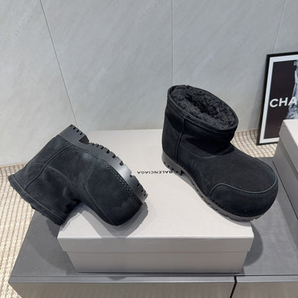 BALENCIAGA 25S LOW ANKLE BOOTS PLATFORM HEEL IN BLACK SUEDE STYLE 8