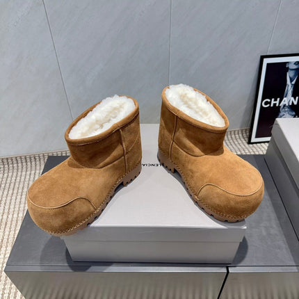 BALENCIAGA 25S LOW ANKLE BOOTS PLATFORM HEEL IN BROWN SUEDE STYLE 6