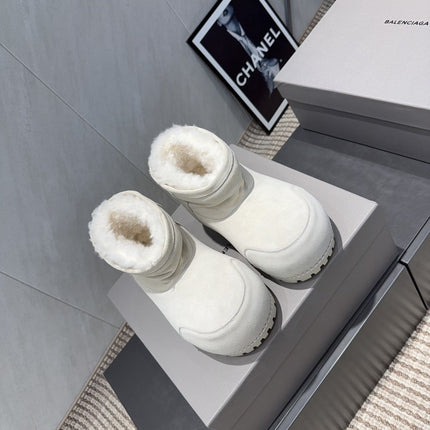 BALENCIAGA 25S LOW ANKLE BOOTS PLATFORM HEEL IN WHITE SUEDE STYLE 1