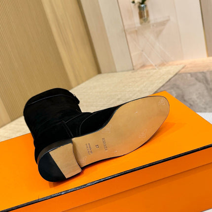 HM 25S RIDING BOOTS IN BLACK SUEDE WITH SILVER HARDWARE