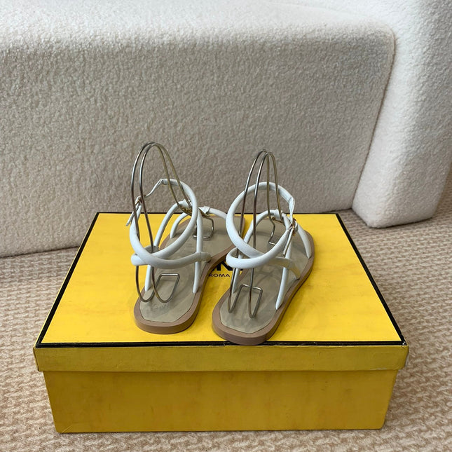 FENDI O'LOCK THONG SANDAL WHITE CALFSKIN WITH GOLD HARDWARE