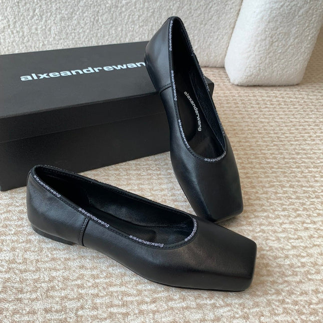 SQUARE-TOE BALLET FLAT IN BLACK LAMBSKIN