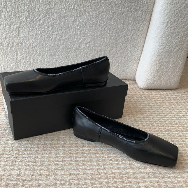 SQUARE-TOE BALLET FLAT IN BLACK LAMBSKIN