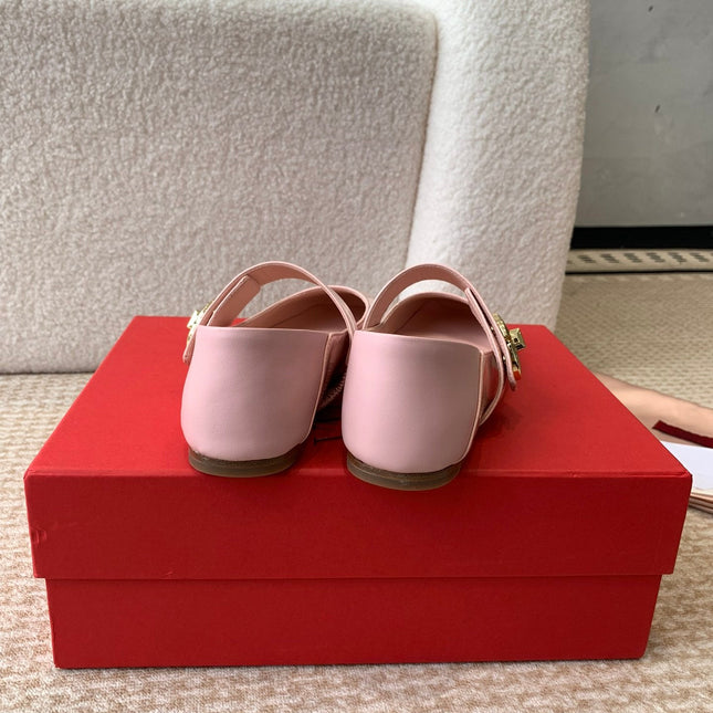 VLOGO LOCKER MARY-JANE BALLERINA IN LIGHT PINK CALFSKIN